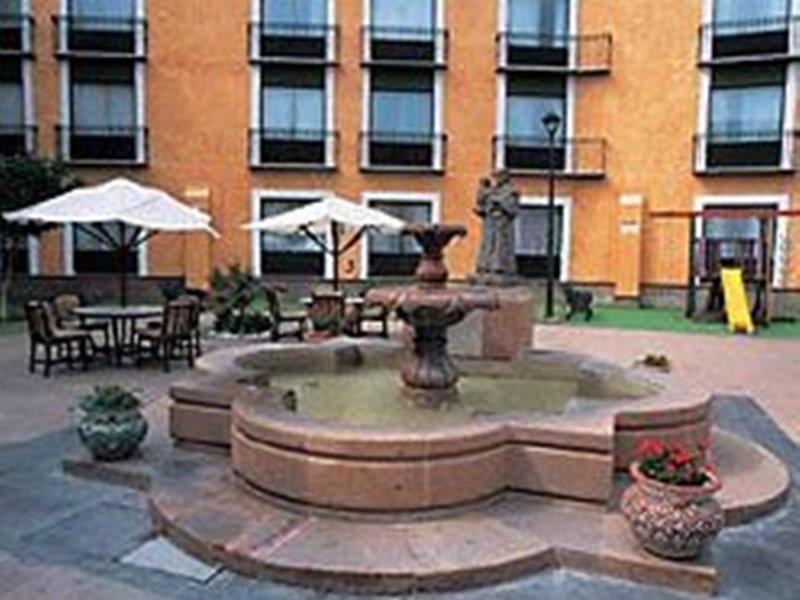 Fiesta Hotel