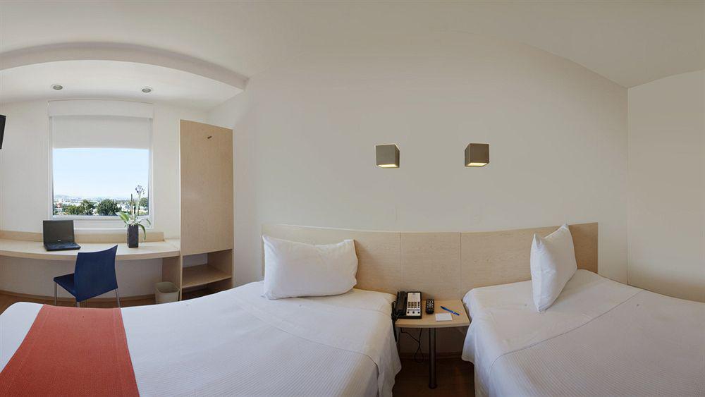 Fiesta Hotel